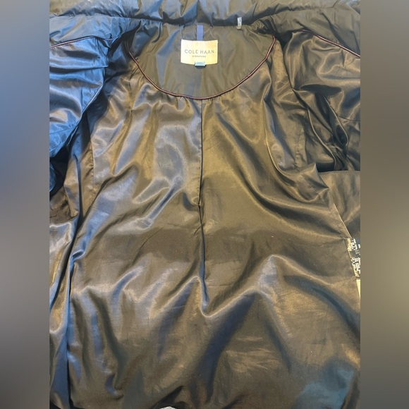Women's 32" Signature Hooded Taffeta Down Coat 
Cole Haan Signature - Picture 11 of 11